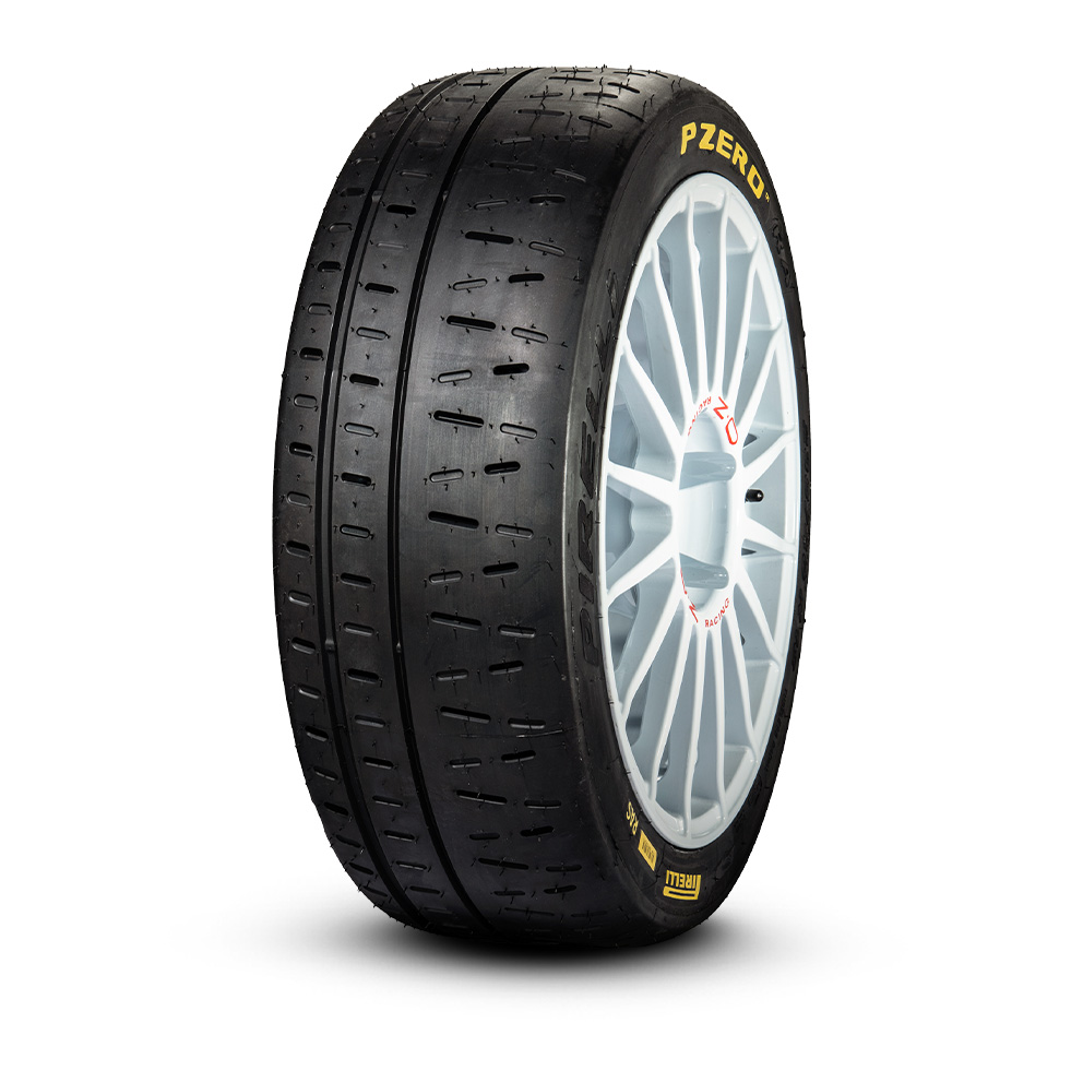235/40R18 RWD